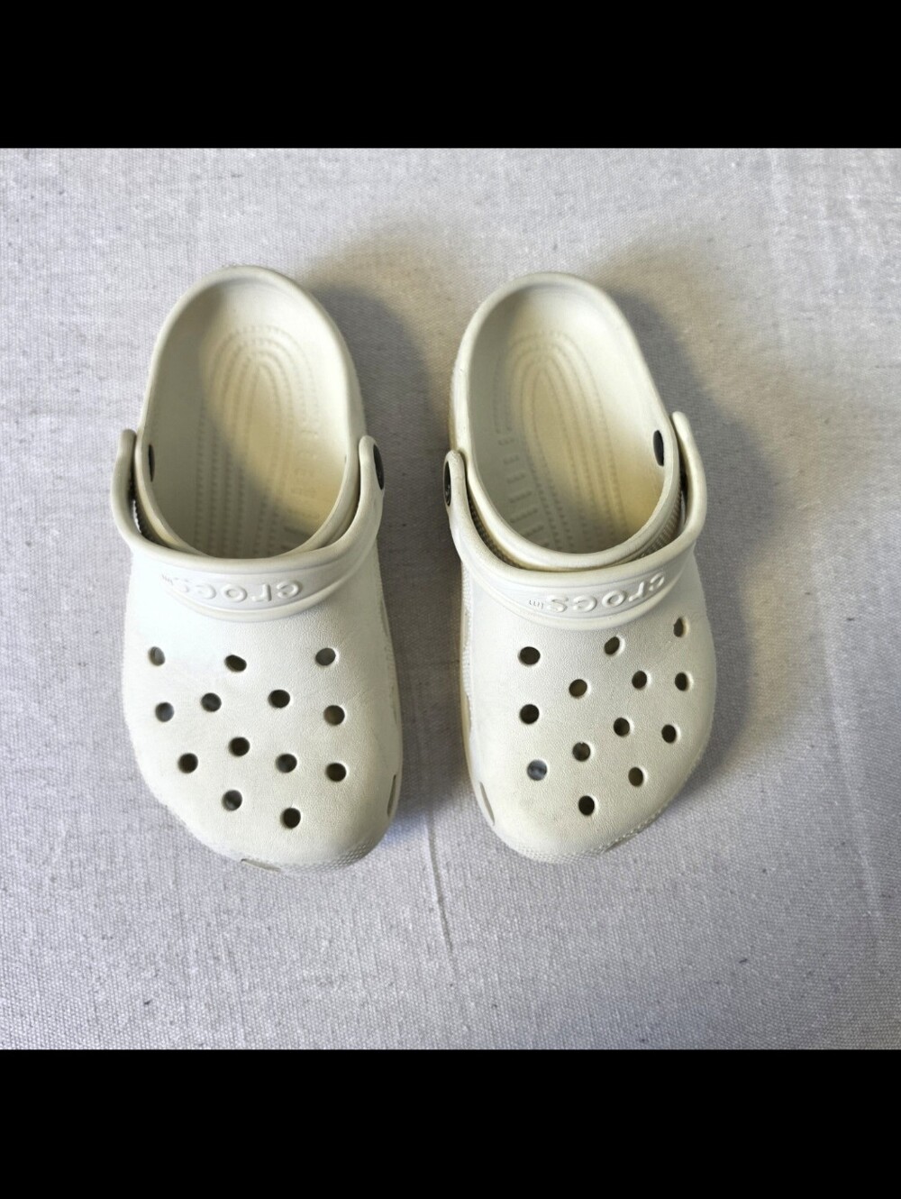 Crocs Classic Clogs Ivory Kids Size 1